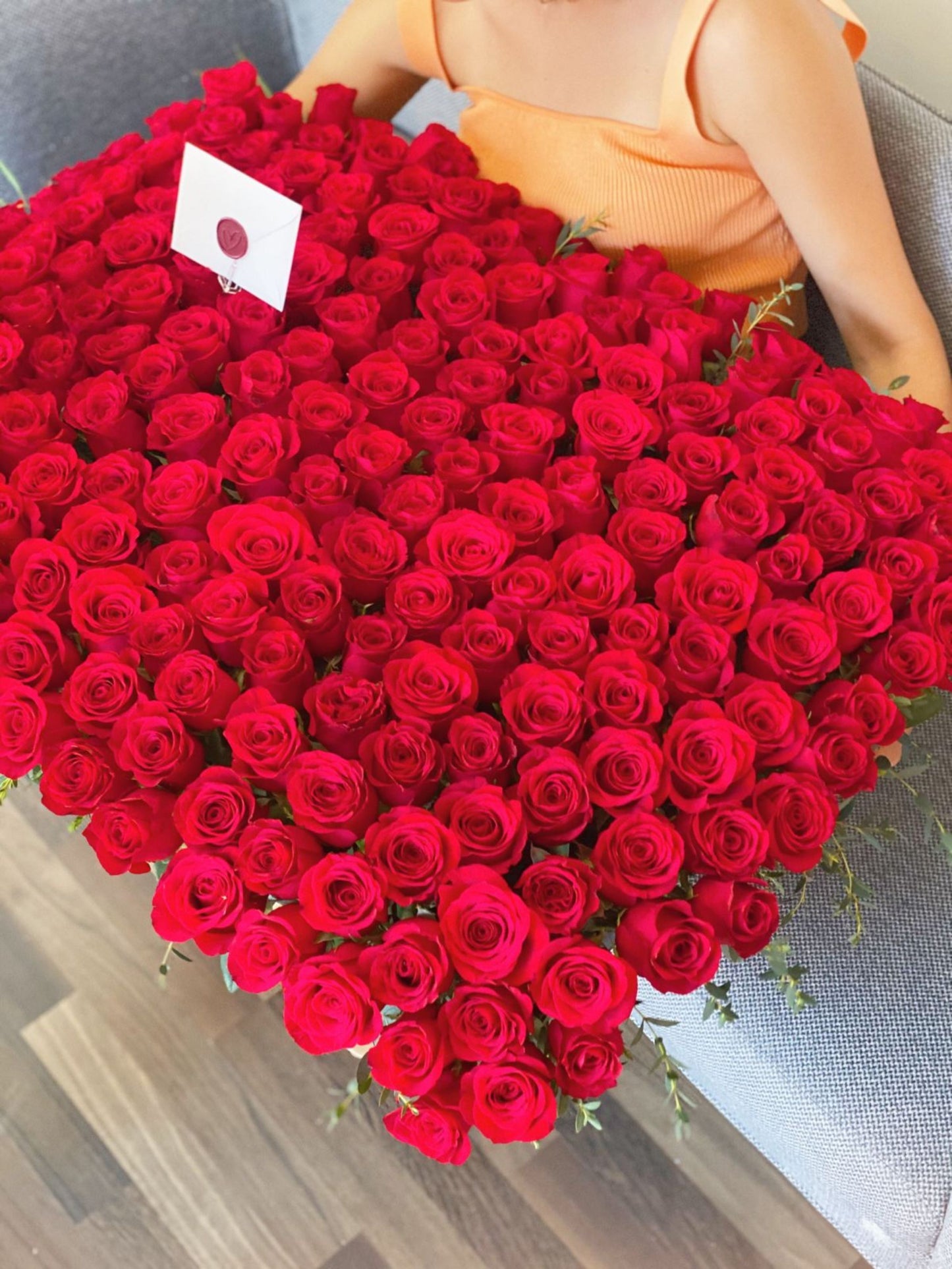 Caja cuadrada 200 Rosas