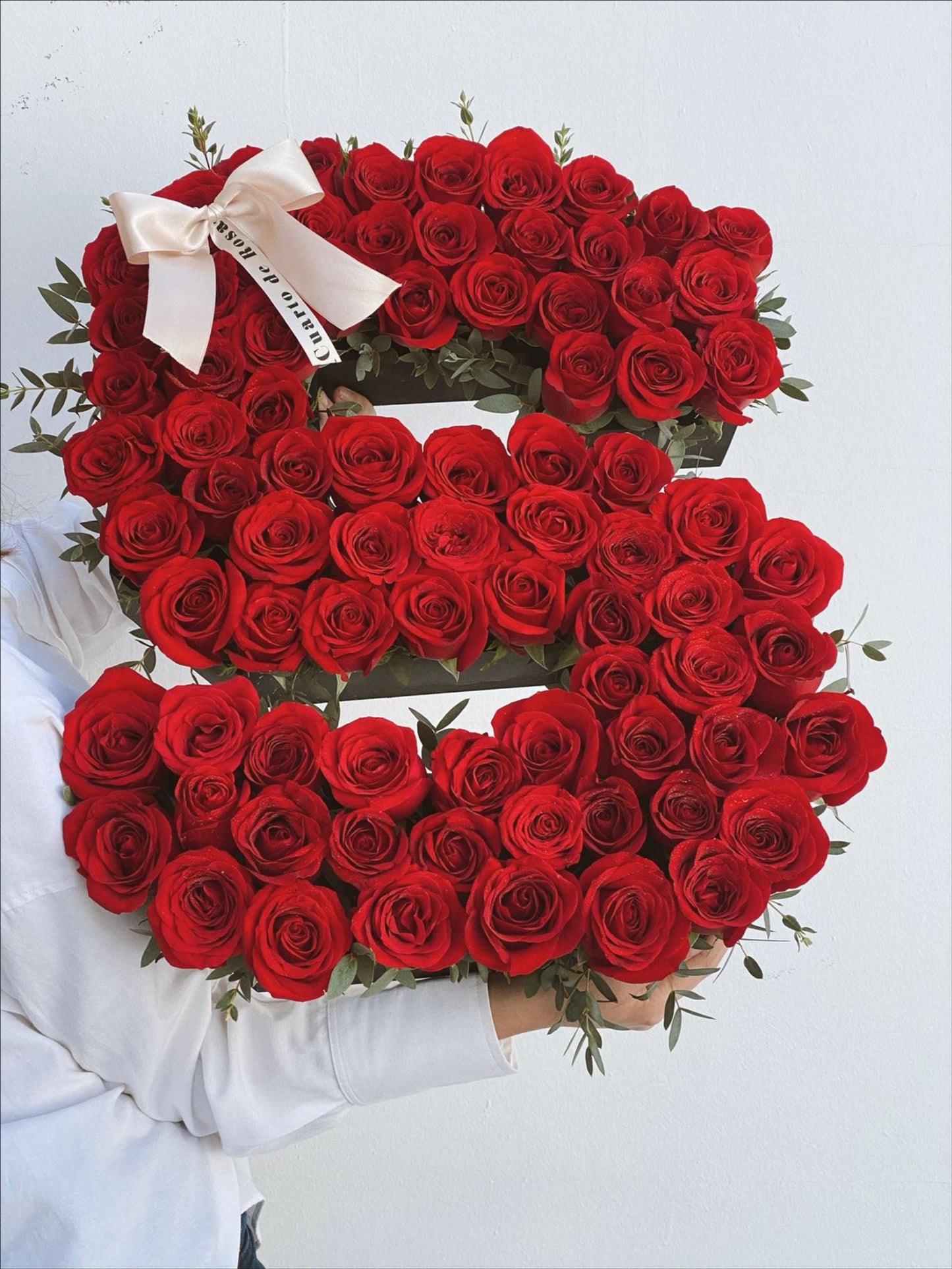 Letra con 75 Rosas