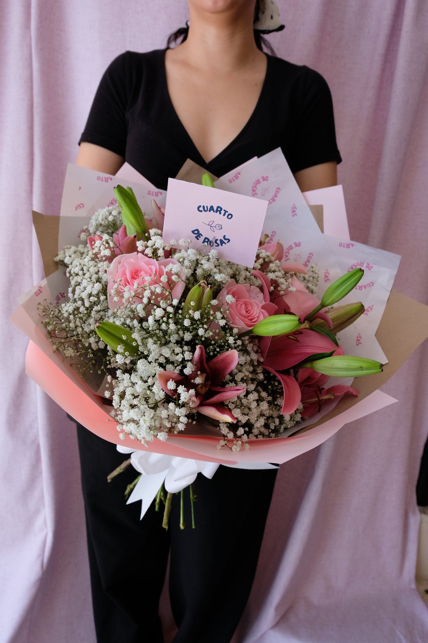 Ramo lilies + gypso