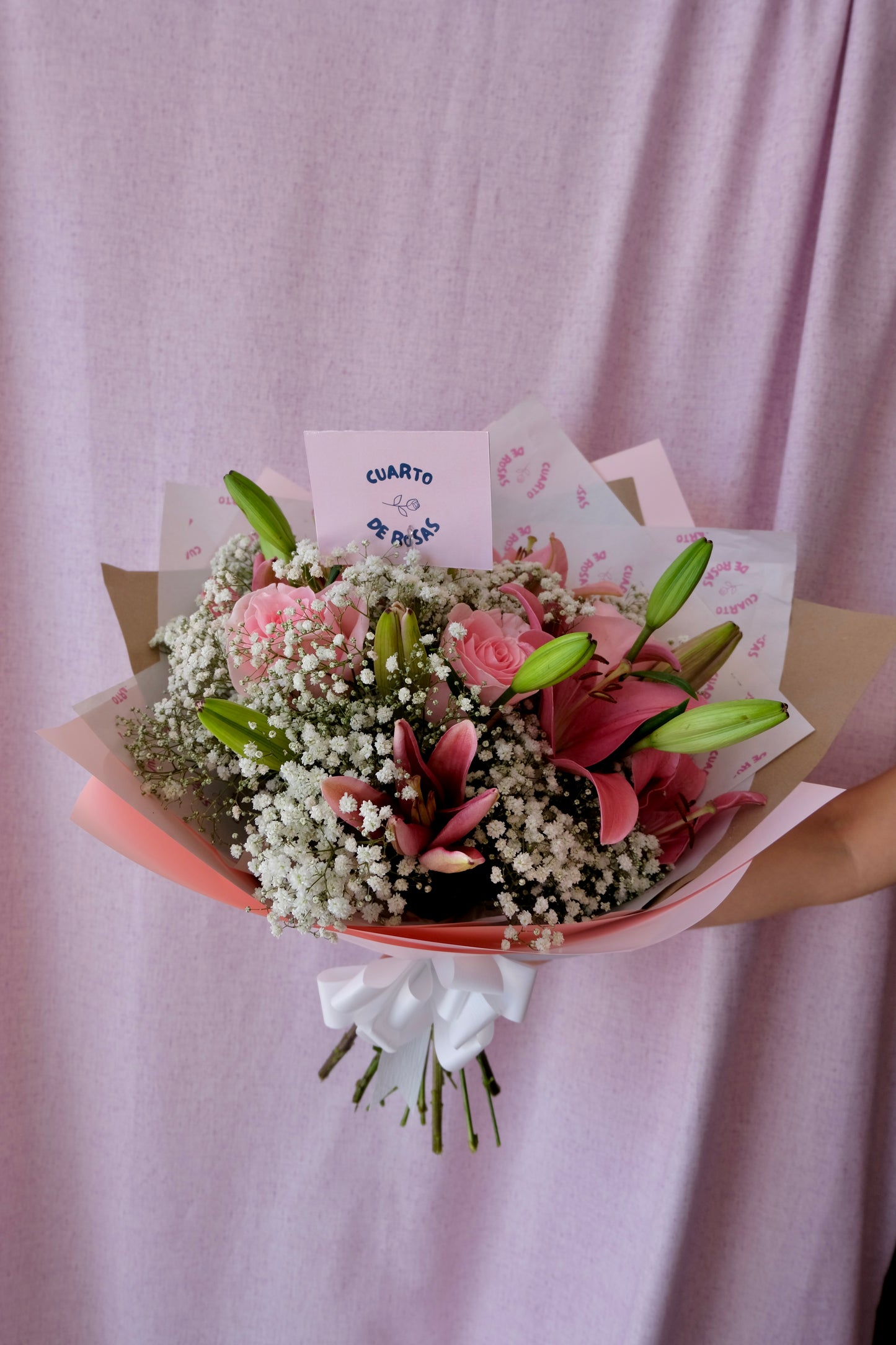 Ramo lilies + gypso